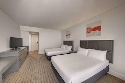 رندزووز هتل پرد ساربروگه