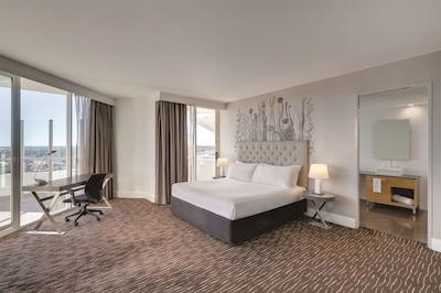 رندزووز هتل پرد ساربروگه