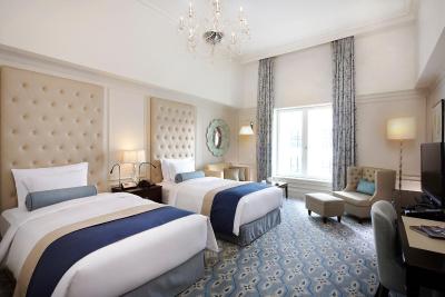 د تکیو استیشن