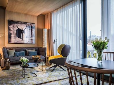 سُ/ برلین داز استو