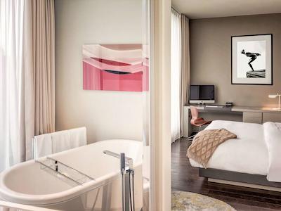 سُ/ برلین داز استو