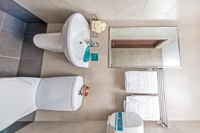 هتل 81-بالستیر