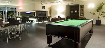 اُاکز ریزرت پرت دوگلاز