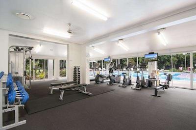 اُاکز ریزرت پرت دوگلاز