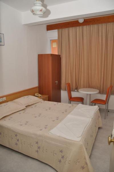 کلئوپاترا بیچ ییلدیز هتل