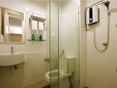 اُن-استپ رسیدنس هتل اند اُفیس