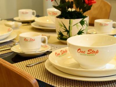 اُن-استپ رسیدنس هتل اند اُفیس