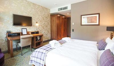 اسپریا وهلنهرست