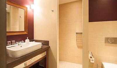 اسپریا وهلنهرست