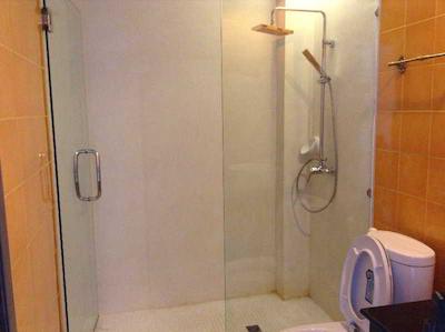 دی اندامان کرابی