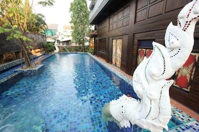 سینگها منترا لانا بوتیک استیل