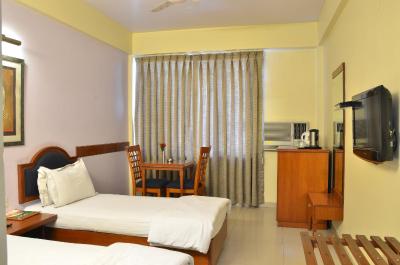 هتل توریست دلوکس