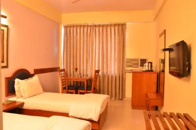 هتل توریست دلوکس