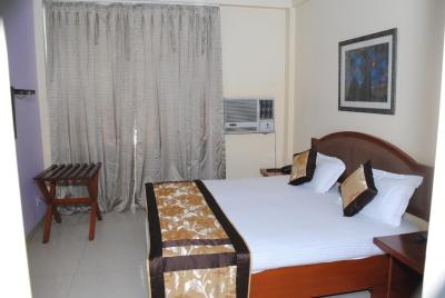 هتل توریست دلوکس