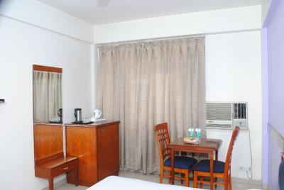 هتل توریست دلوکس