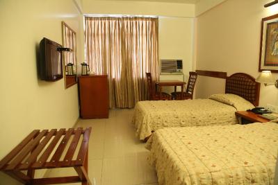 هتل توریست دلوکس