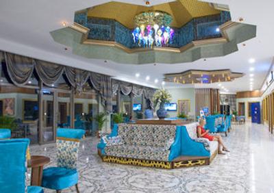 د قاسر بدروم فامیلی ریزرت اند اسپا