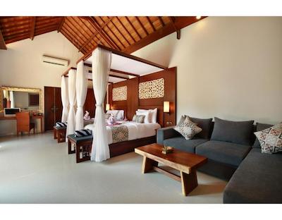 لومبینی لوکسوری ویلاز اند اسپا