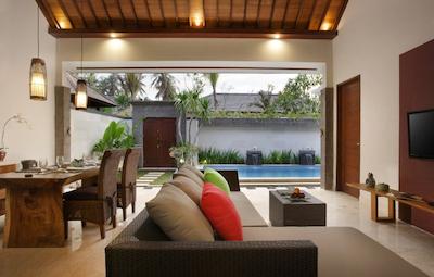 لومبینی لوکسوری ویلاز اند اسپا