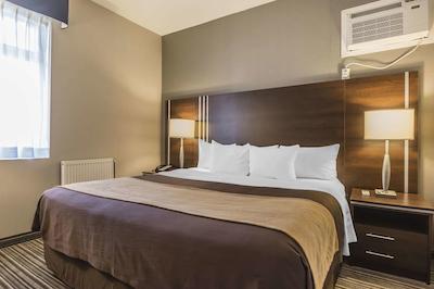 کمفرت این ترنتو سیتی سنتر