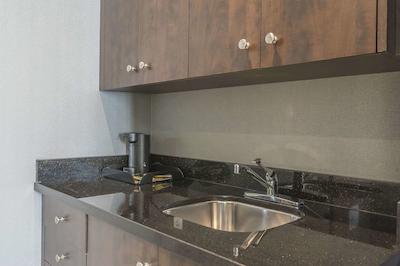 کمفرت این ترنتو سیتی سنتر