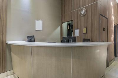 کمفرت این ترنتو سیتی سنتر