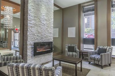 کمفرت این ترنتو سیتی سنتر