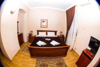 سوان هتل باکو