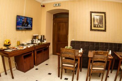 سوان هتل باکو