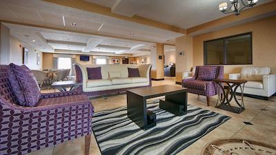 بست وسترن پلاس آیرپرت این اند سویتز