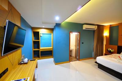 چیانمای اسپ هتل