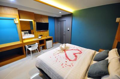 چیانمای اسپ هتل