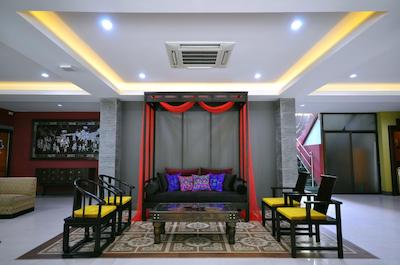 چیانمای اسپ هتل