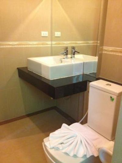 فرندشیپ بیچ ریزورت