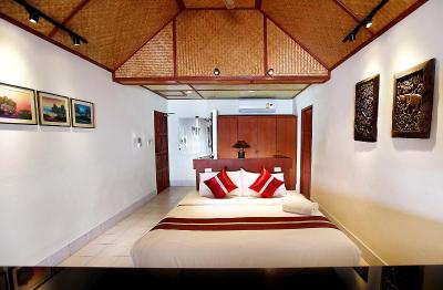 فرندشیپ بیچ ریزورت