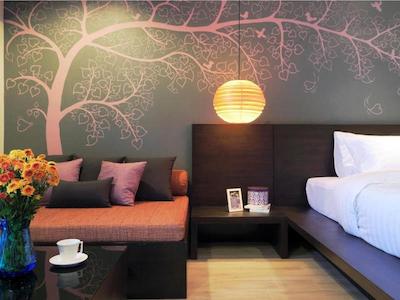 بانکوک اینتر پلیس