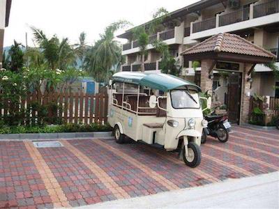 ویسپرینگ پالمز سویت