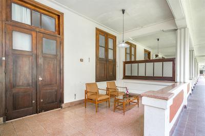 اینا بالی هریتاج هتل