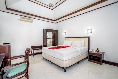 اینا بالی هریتاج هتل