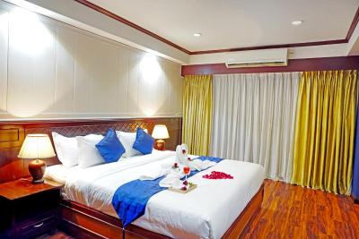 میلفت ساتورن هتل