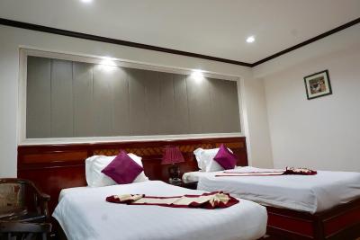 میلفت ساتورن هتل