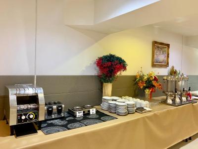 میلفت ساتورن هتل