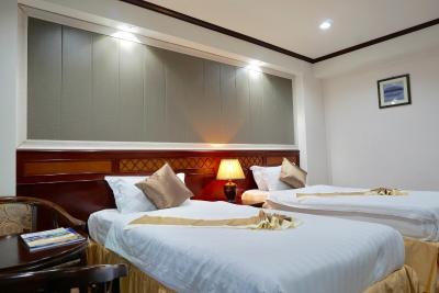 میلفت ساتورن هتل