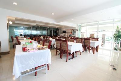 میلفت ساتورن هتل