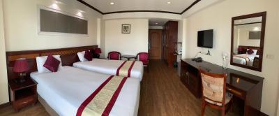 میلفت ساتورن هتل