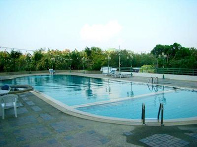 فرست پاسیفیک هتل اند کانونشن