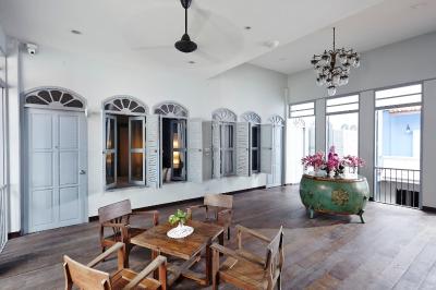 د مموری ات آن آن هتل