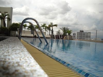 اینترچینج تاور