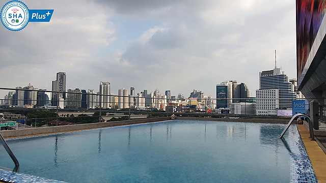 اینترچینج تاور