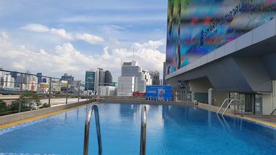 اینترچینج تاور